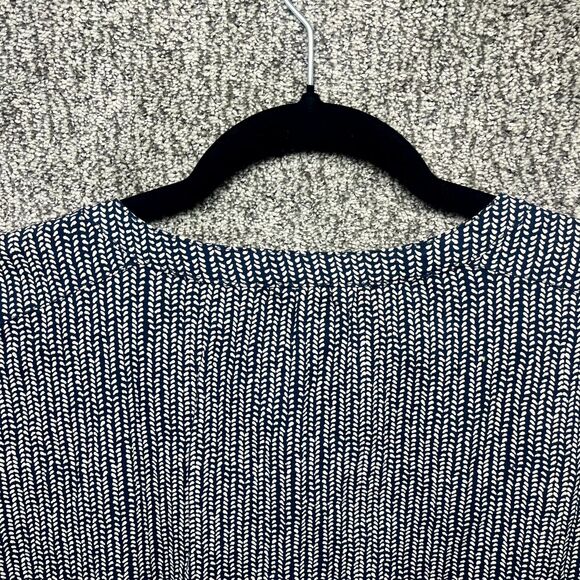 L.L. Bean Womens Large Blouse Top Black White Print Organic Cotton Button Front - Picture 12 of 15